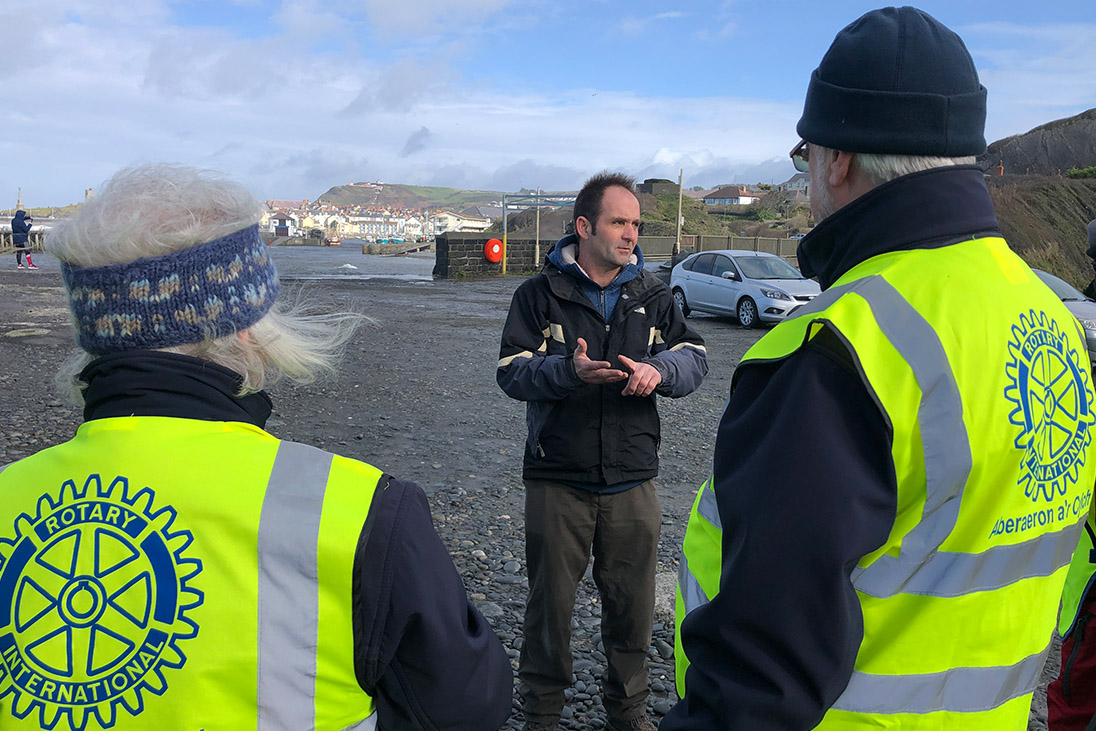 rotary beach clean